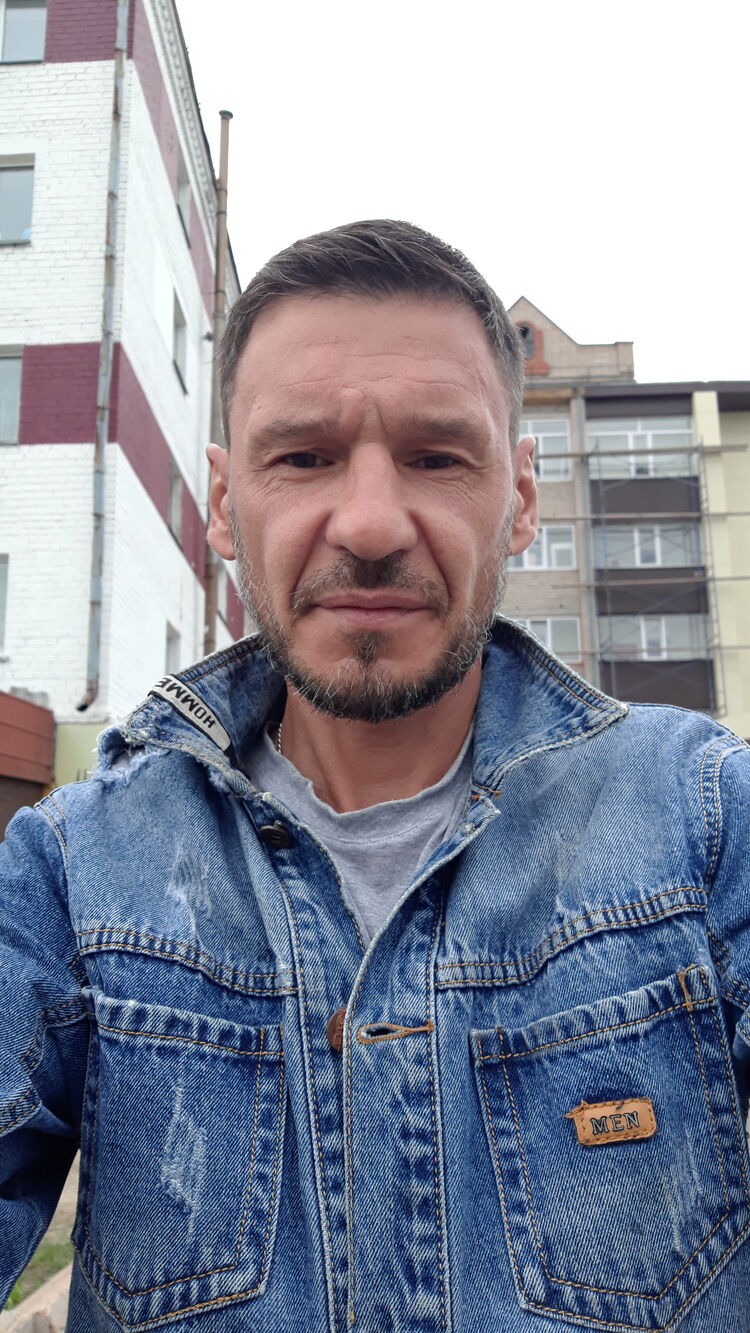  47154045  , 44 ,    