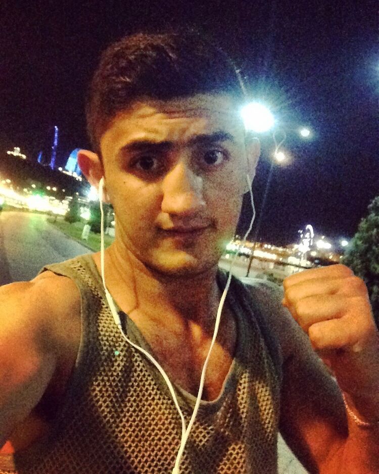  ,   RuFat, 28 ,   