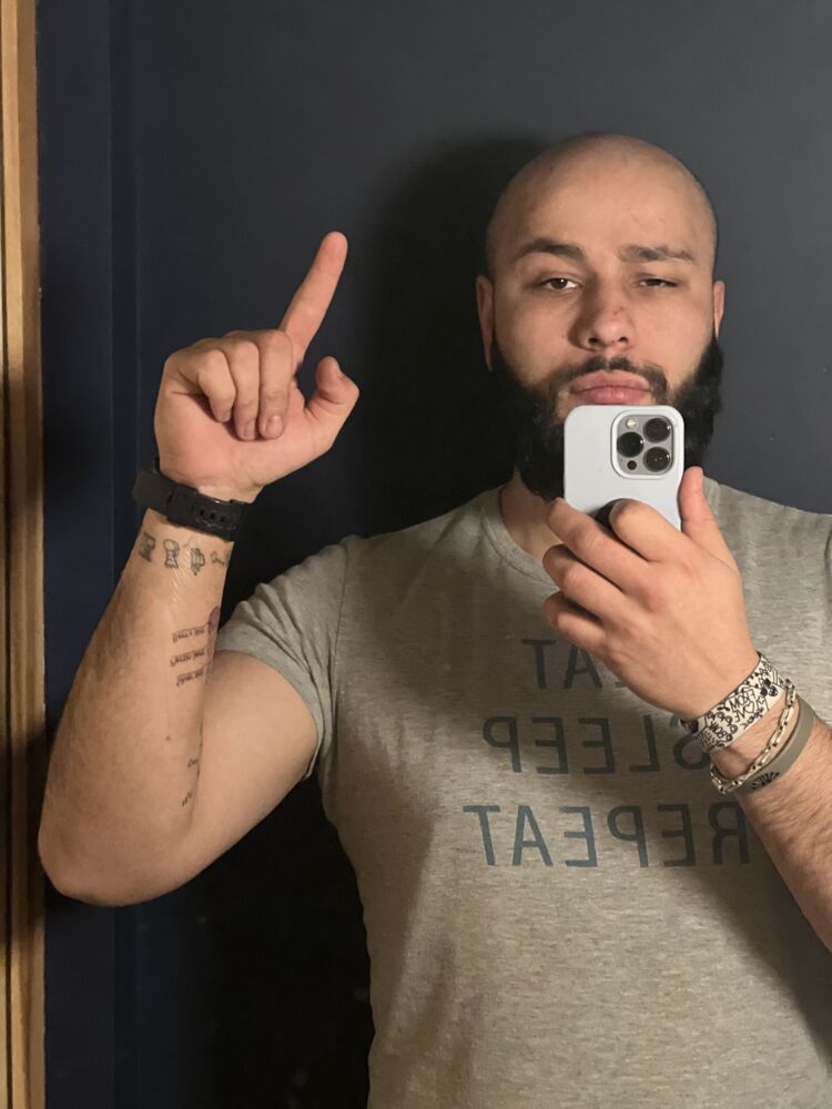  ,   Ben, 27 ,   ,   