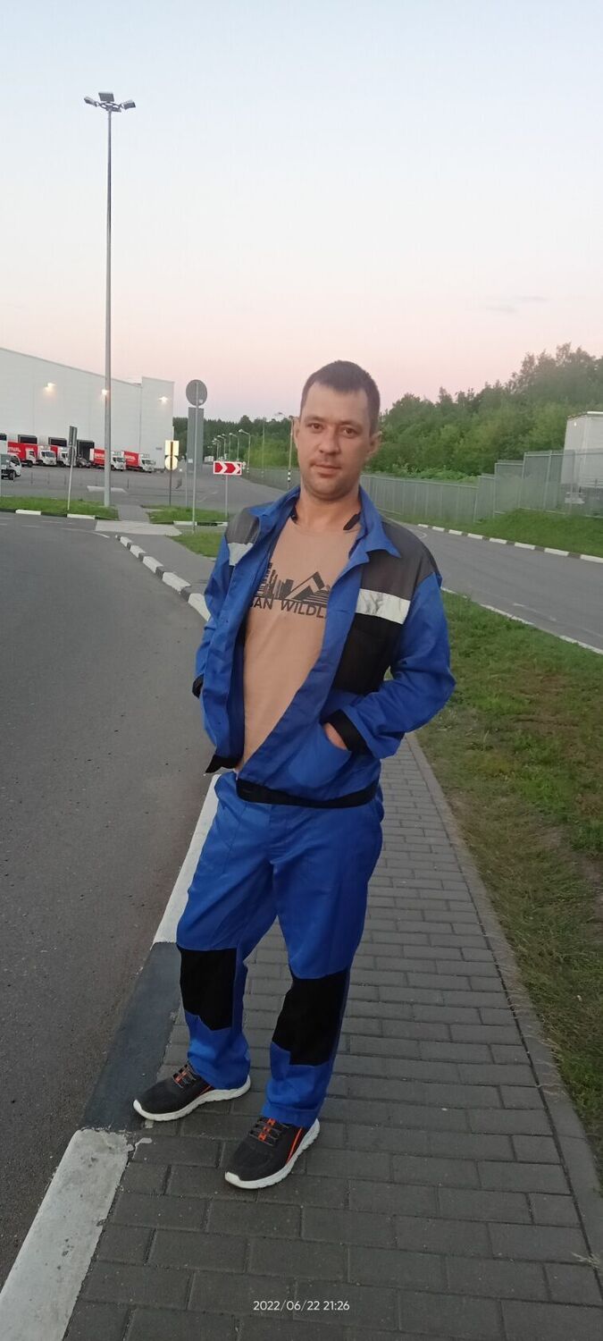 33940535  , 37 ,    