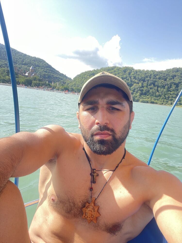 ���� 49035225 ������� Giorgi, 32 ����, ���� ���������� � �������