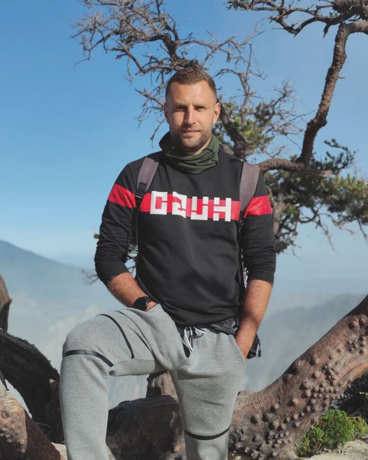  --,   , 35 ,     , c , 