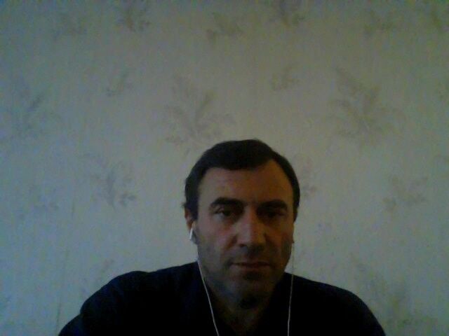  4742485  Qudret, 57 ,    
