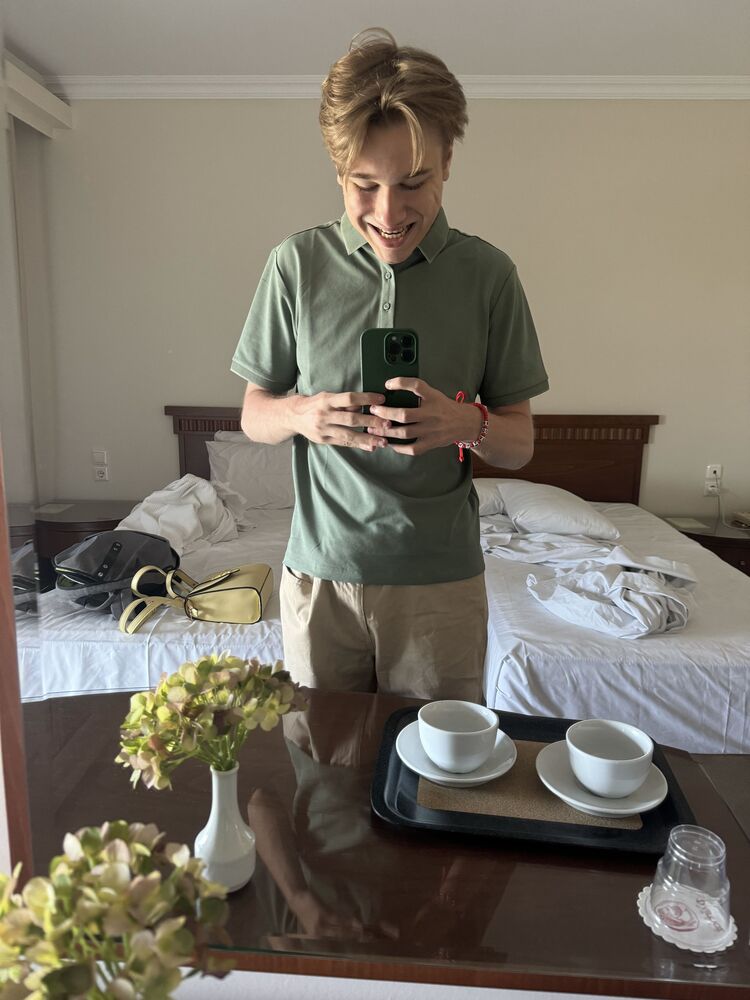 ���� 46431535 ����� Kostas, 19 ���, ���� ���������� � ������