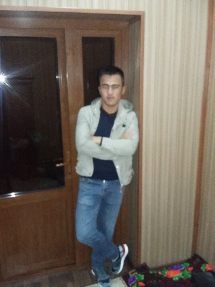  18340465  Jasur, 30 ,    