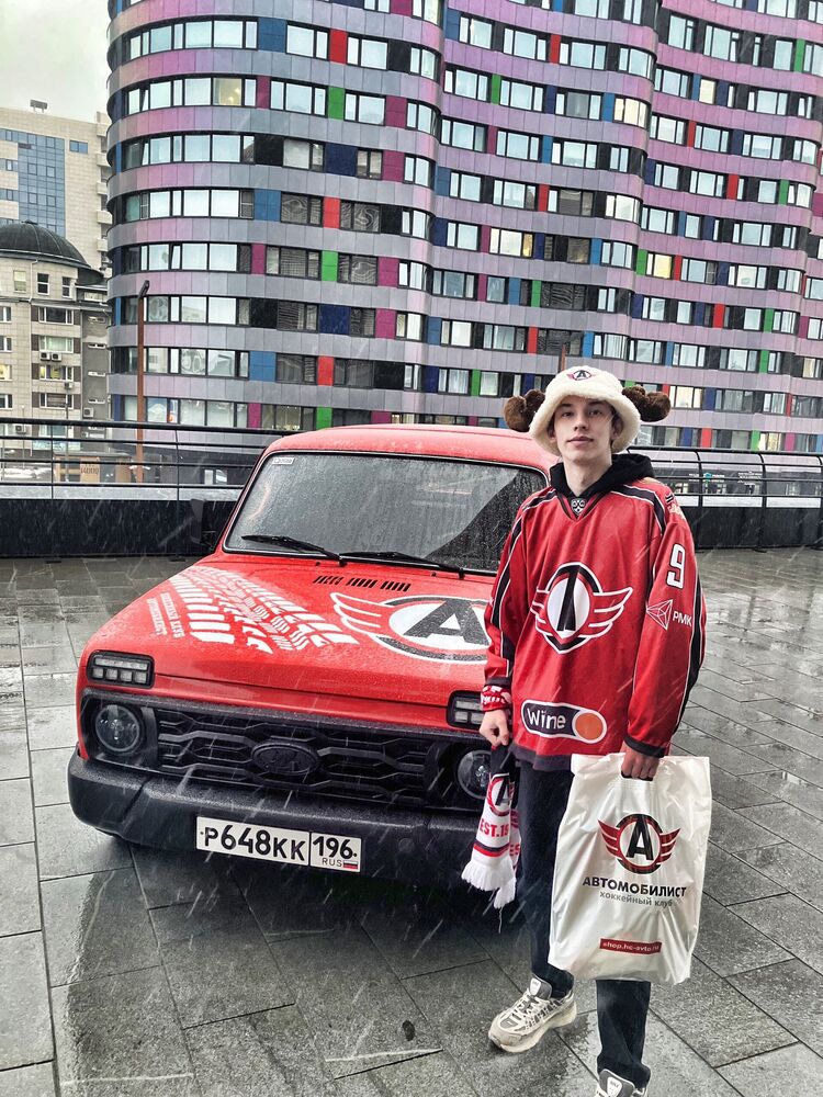 ���� 52967855 ����� �����, 18 ���, ���� ���������� � �������������