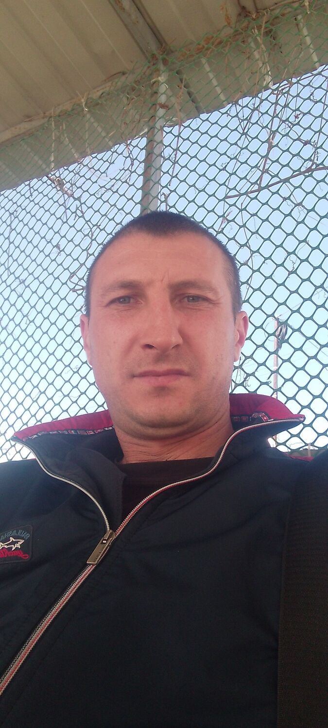 43394915  Nikolay, 40 ,    