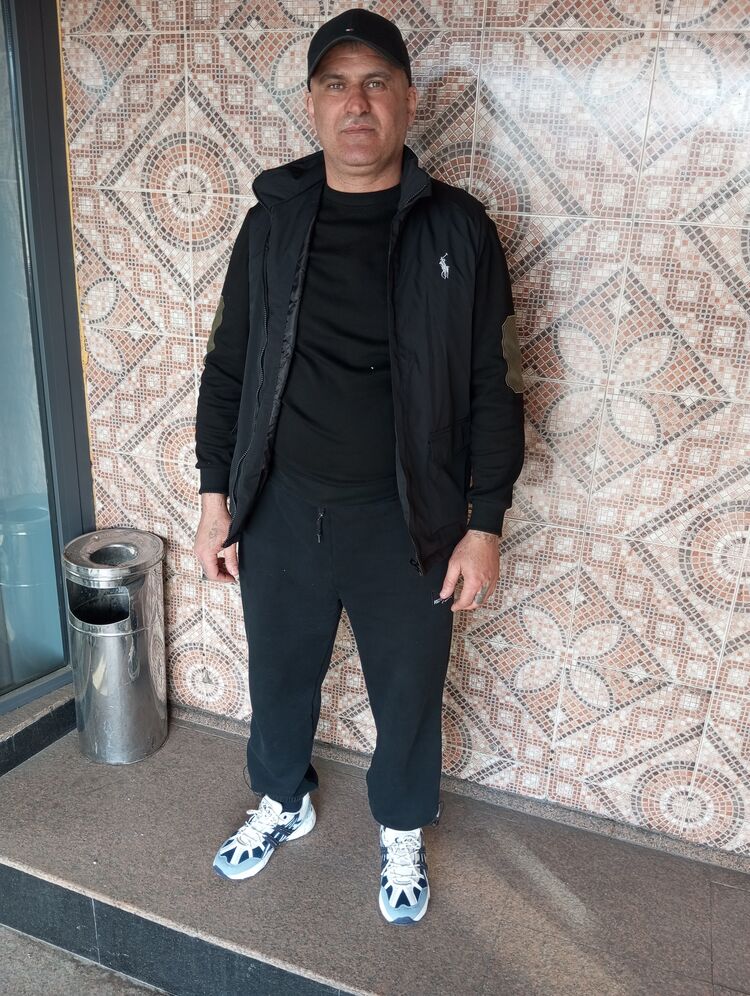  43865815  , 47 ,    