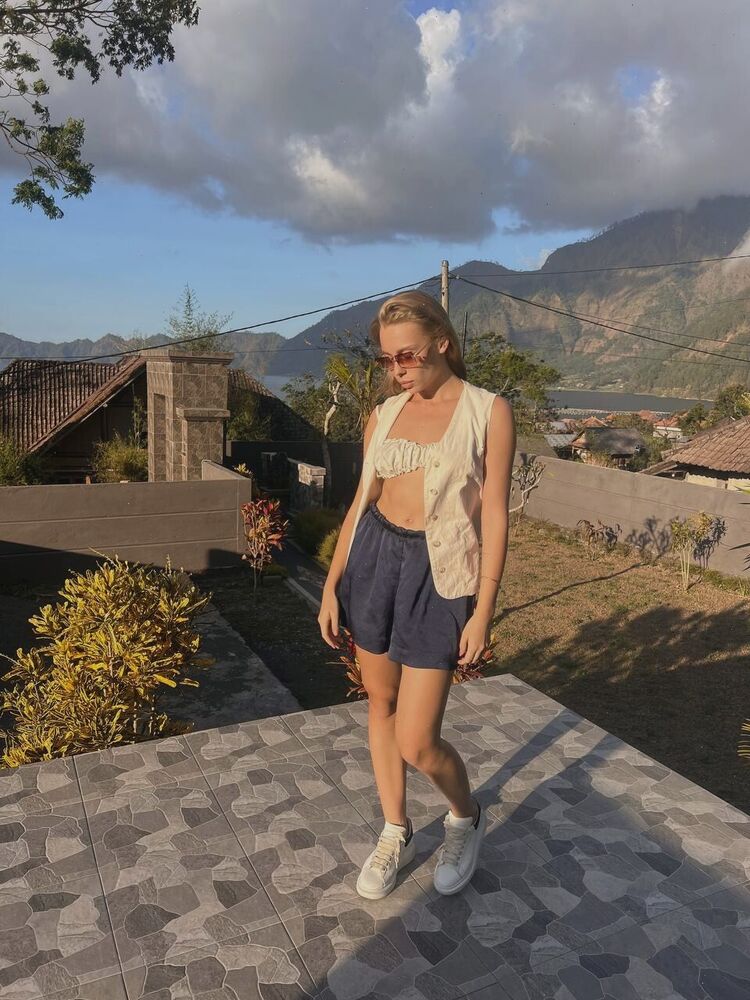  52232135  , 27 ,    -