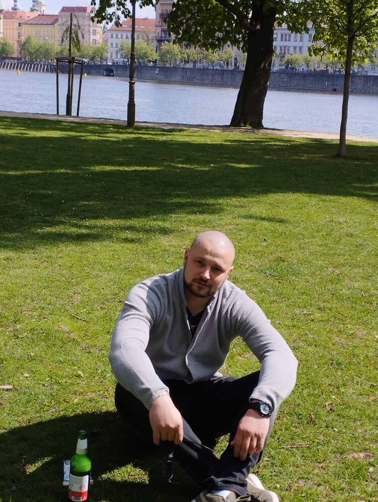  Praha,   , 34 ,   c , 