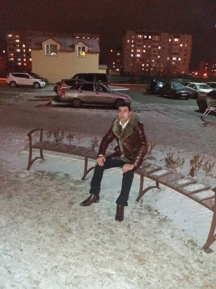  14769215  Vardan, 33 ,    