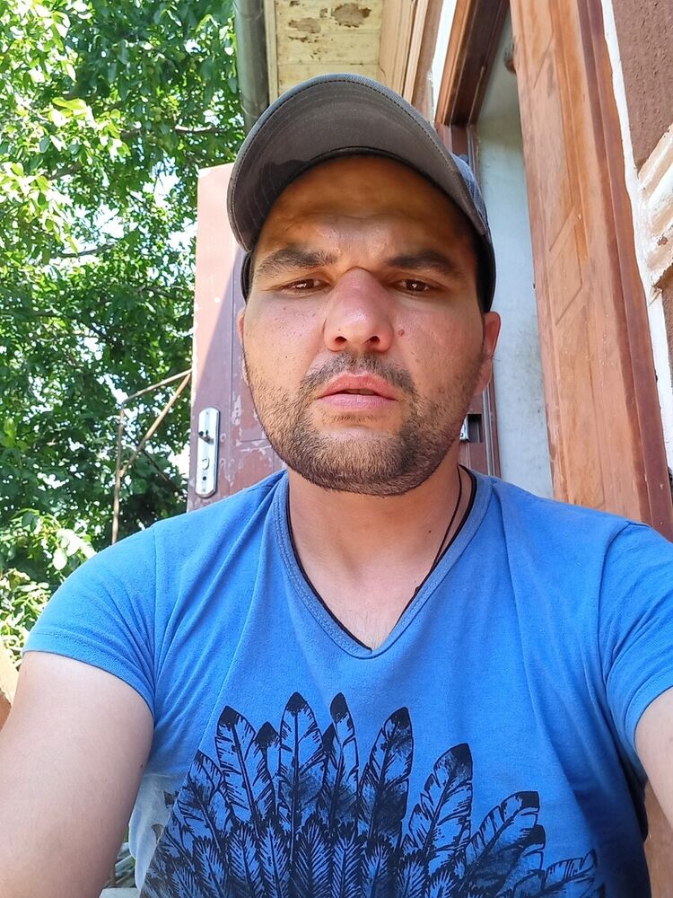  20664785  , 44 ,    