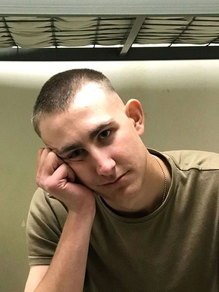  37283715  , 22 ,    