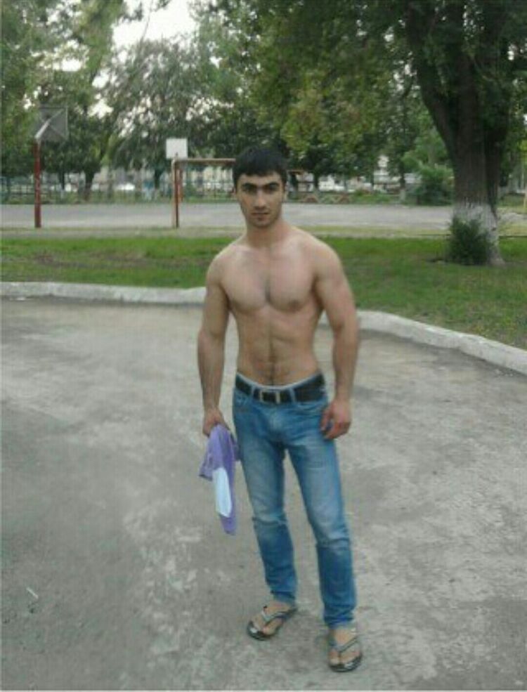  ,   Artur, 37 ,   