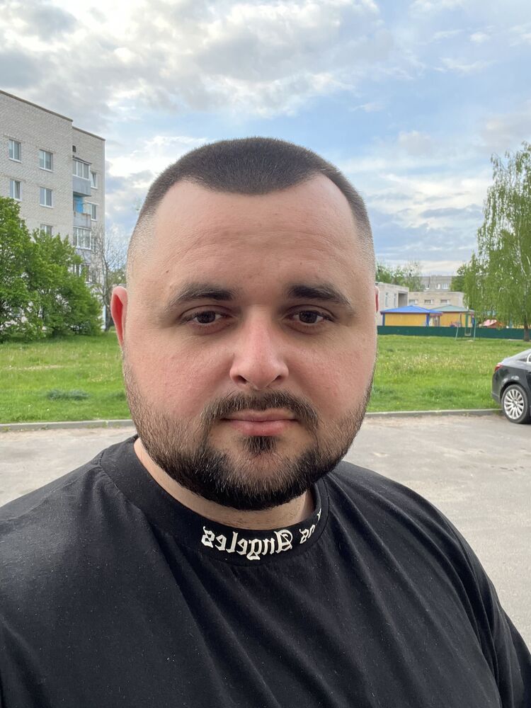  ,   Zhenya, 29 ,   ,   , c 