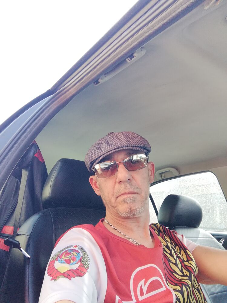  42829785  , 53 ,    