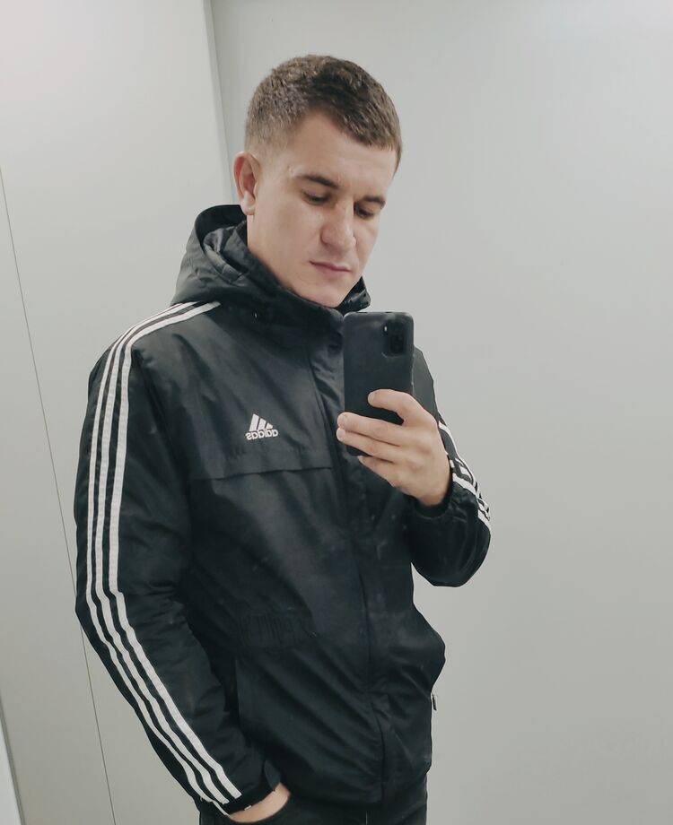  26017465  Kirill, 69 ,    