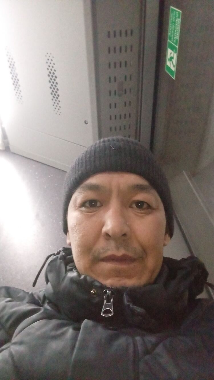  49611275  , 38 ,    