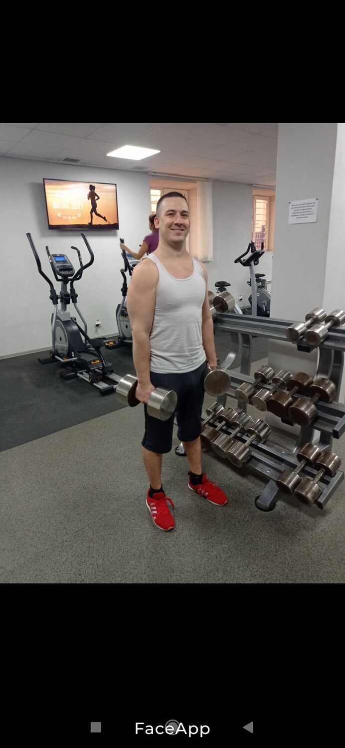  47998985  Yury, 38 ,    