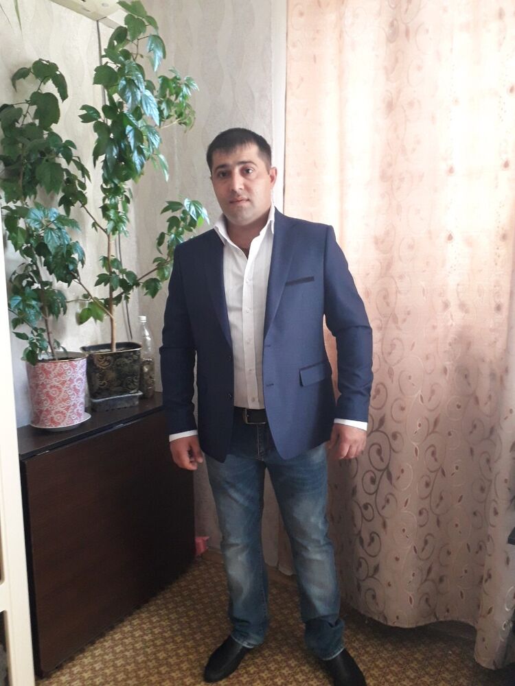  ,   Vanush, 41 ,   ,   
