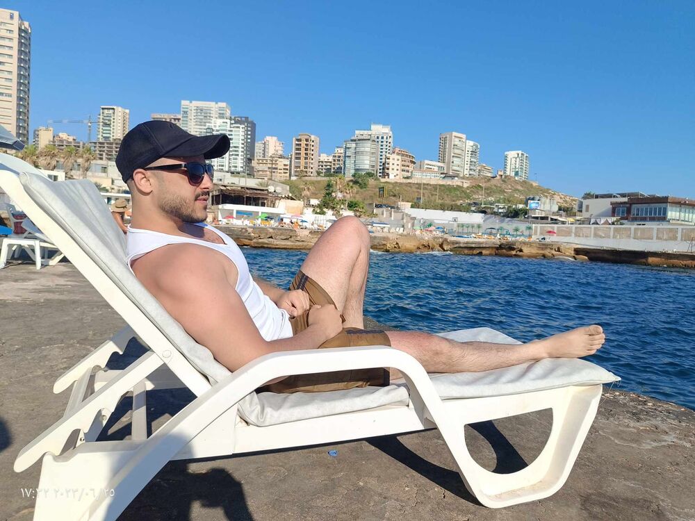  Beirut,   Musab, 26 ,   ,   