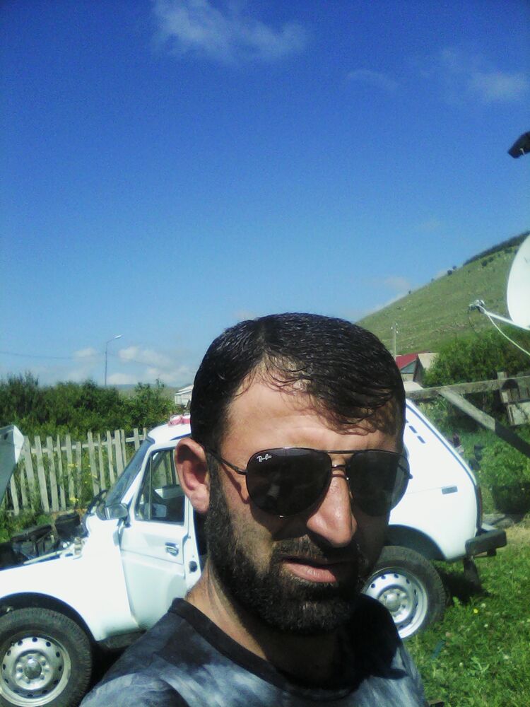  28584365  , 39 ,    
