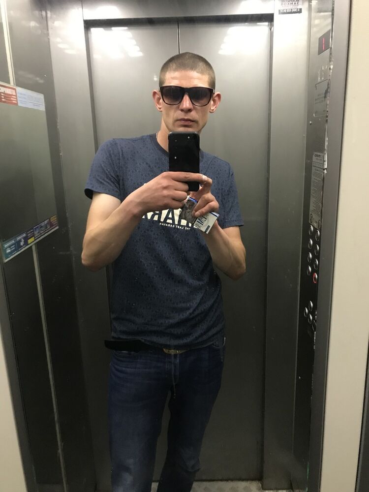  ,   Vasiliy, 38 ,   ,   