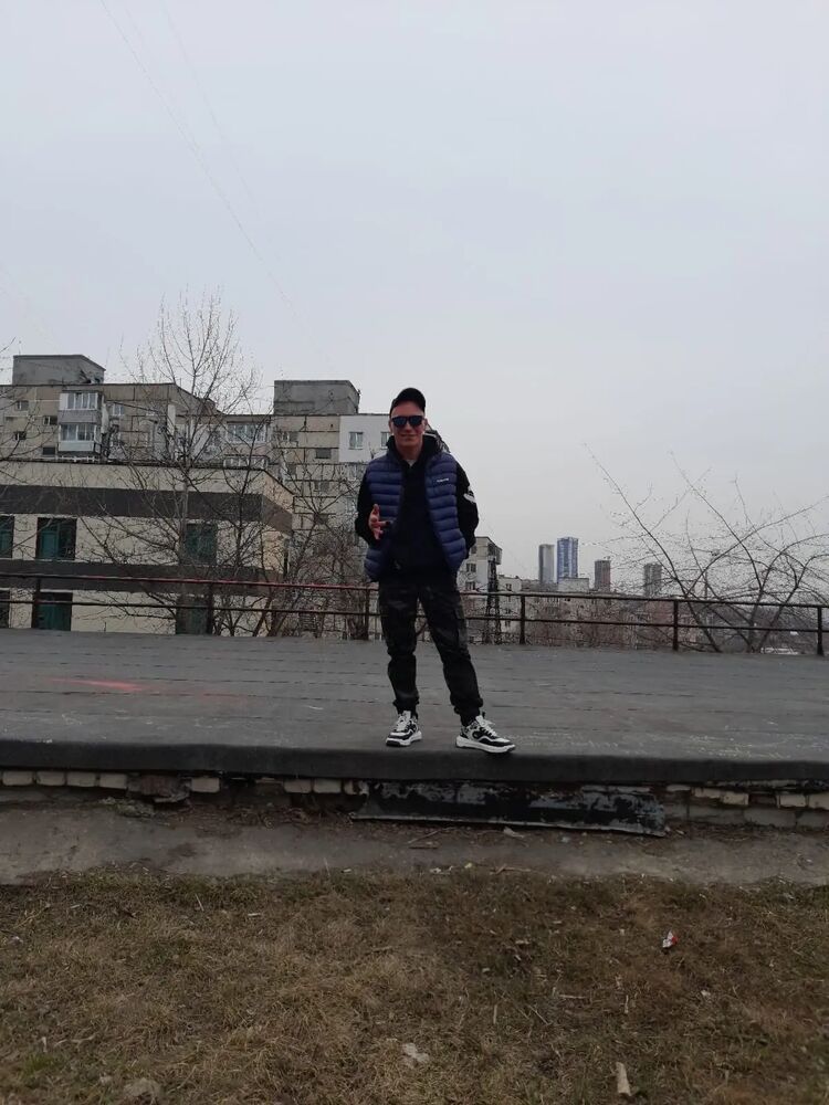  36214215  , 33 ,    