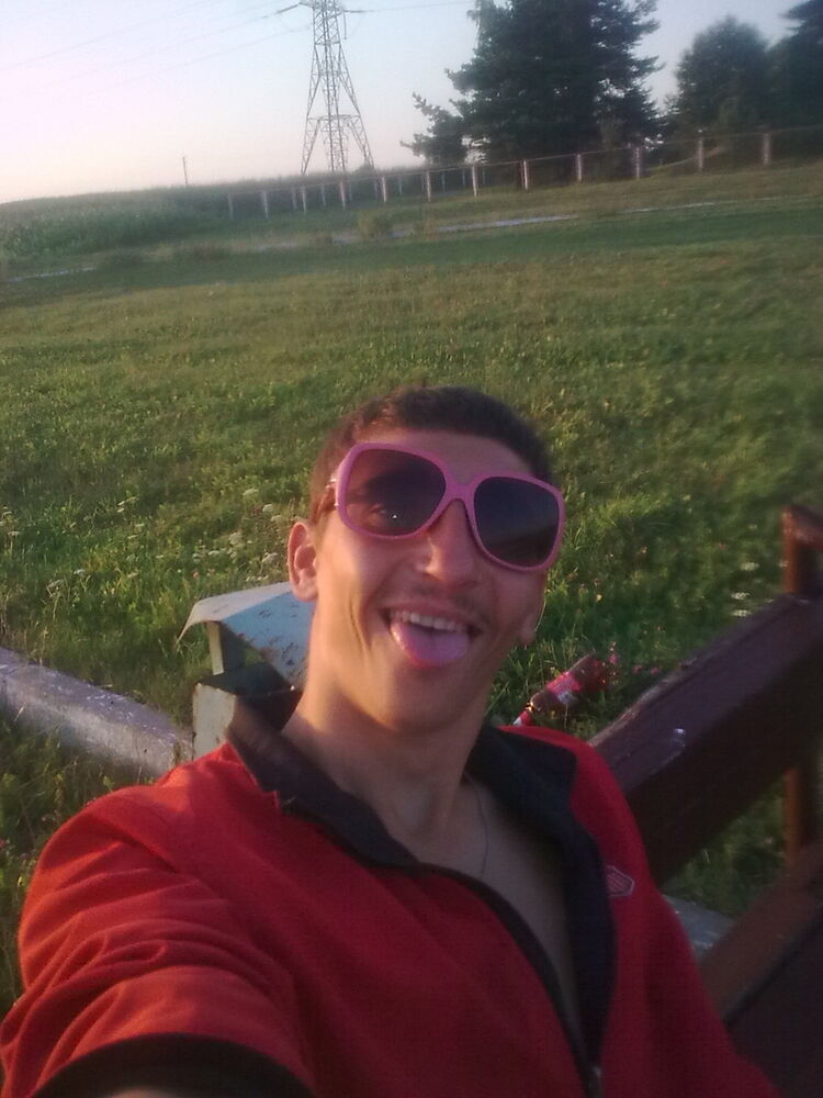  6803425  Denis, 33 ,    
