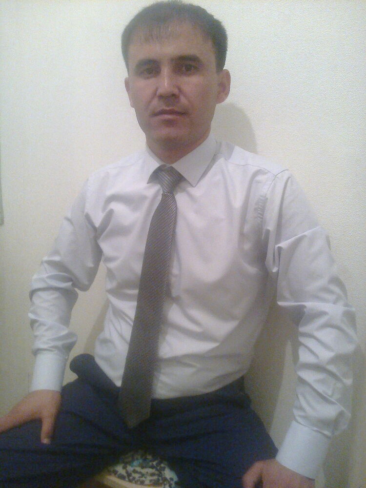  5879365  Bahti, 40 ,    