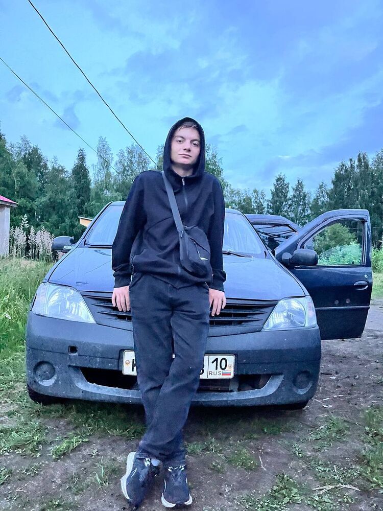  45845725  , 19 ,    