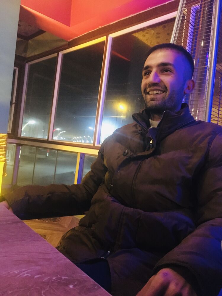  24470445  Harun, 26 ,    