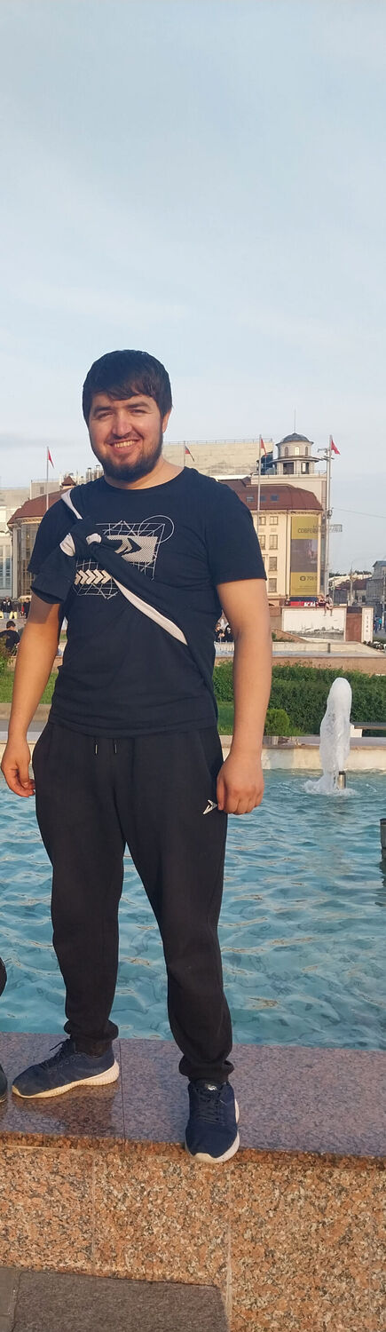  35179005  Shakhriyor, 29 ,    