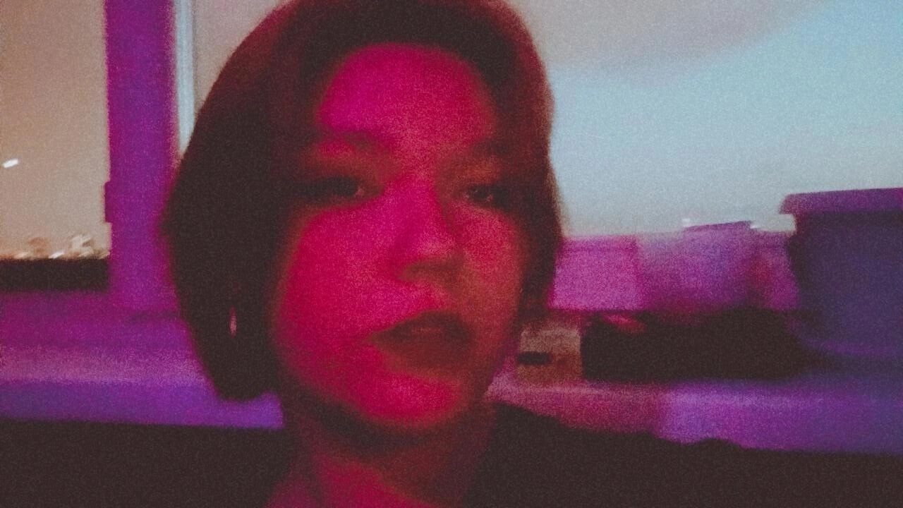  ,   Tanya, 21 ,   ,   , c 