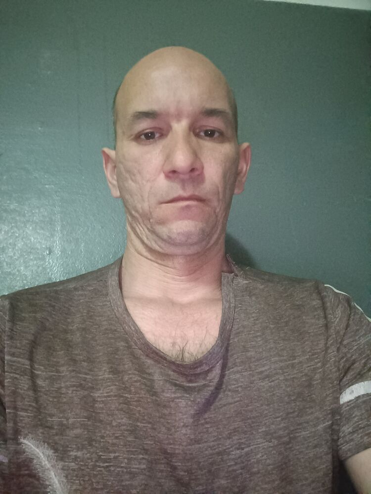  33813485  , 39 ,    