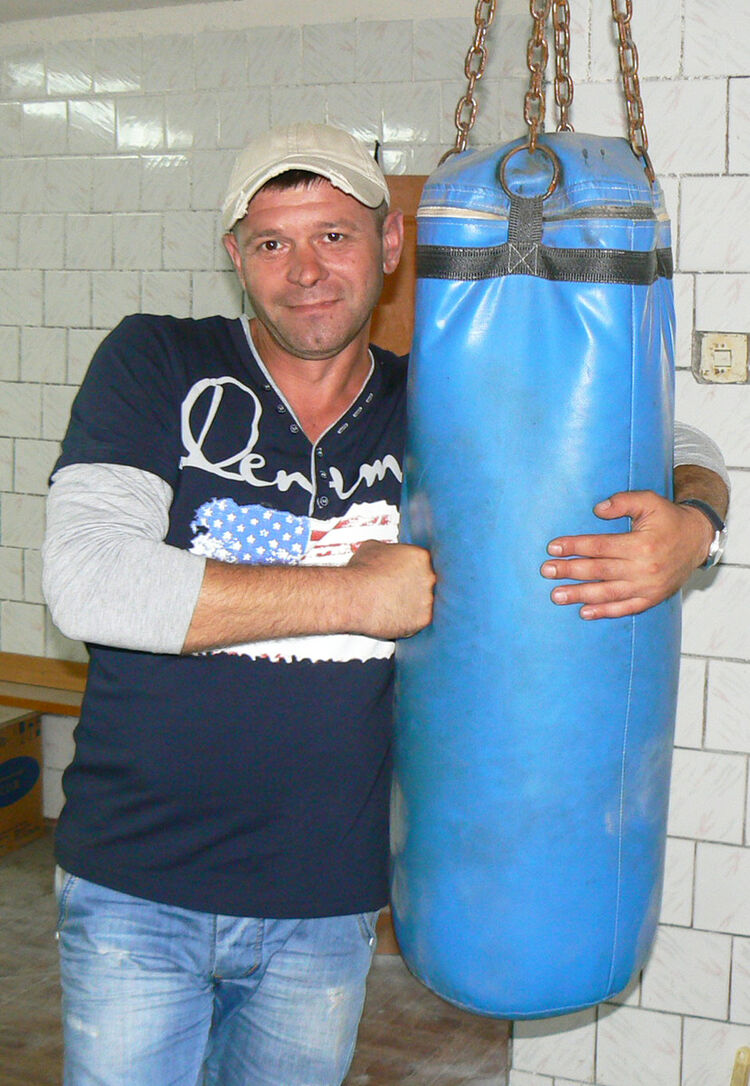  5028425  Vitaliy, 53 ,    