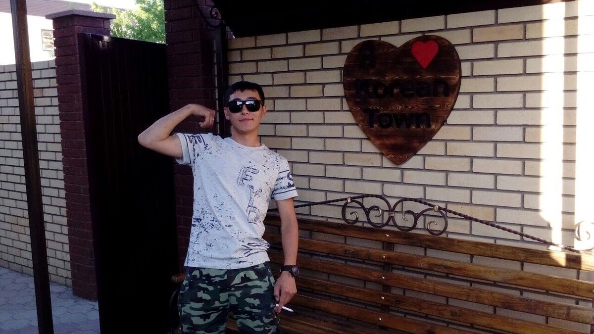  18481145  Ѹ, 28 ,    