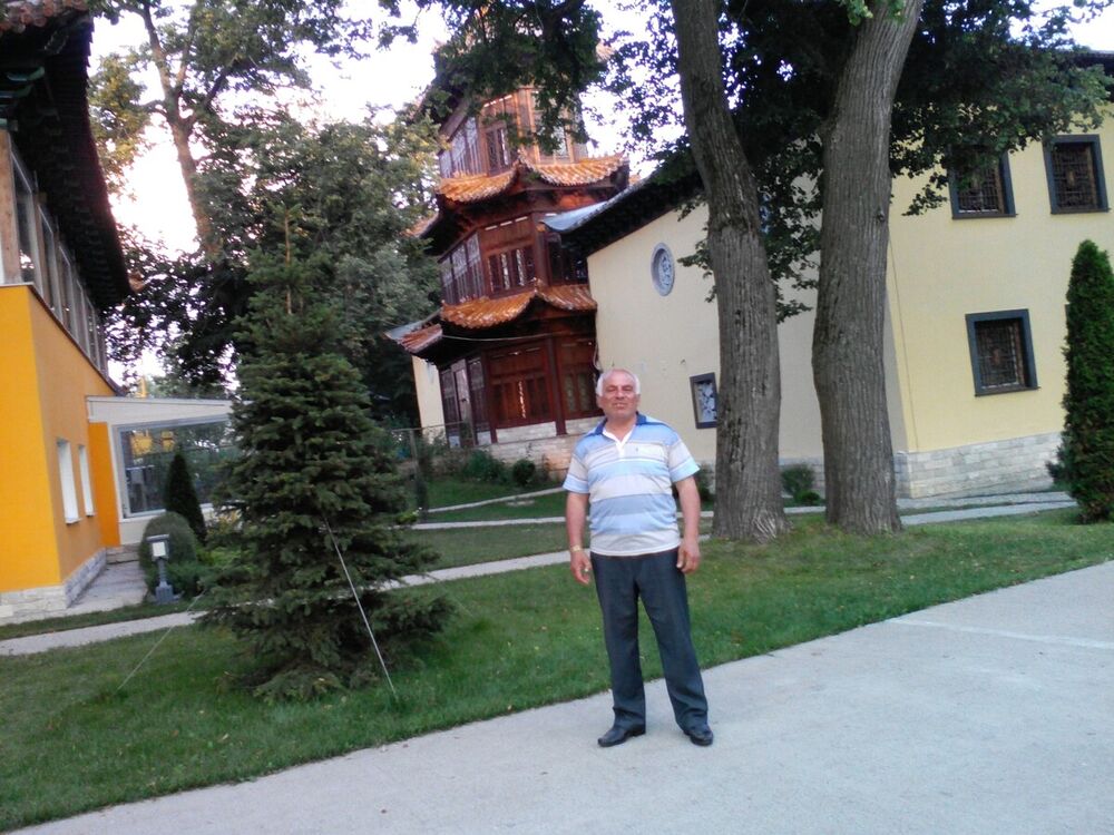  20620635  Jivan, 66 ,    