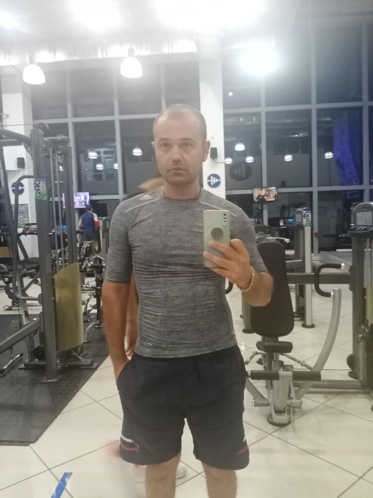  32343825  , 40 ,    
