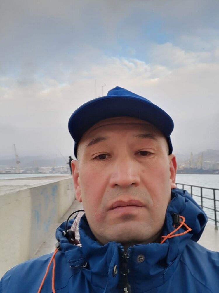  22442895  , 52 ,    