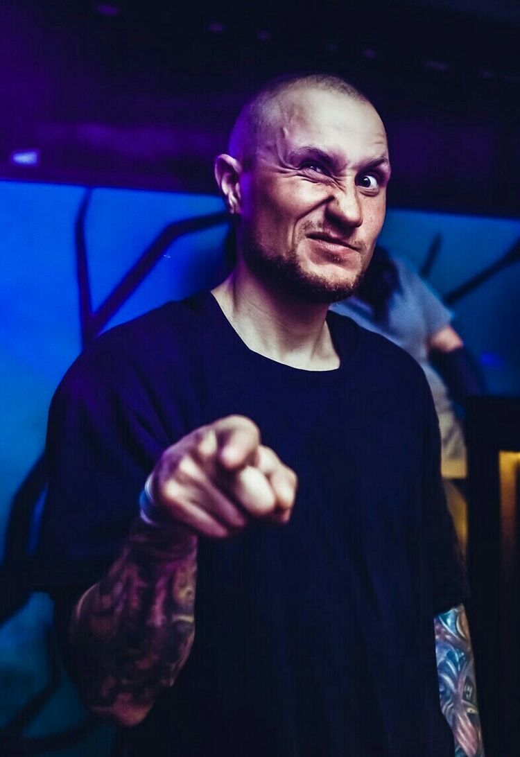  -,   , 39 ,   