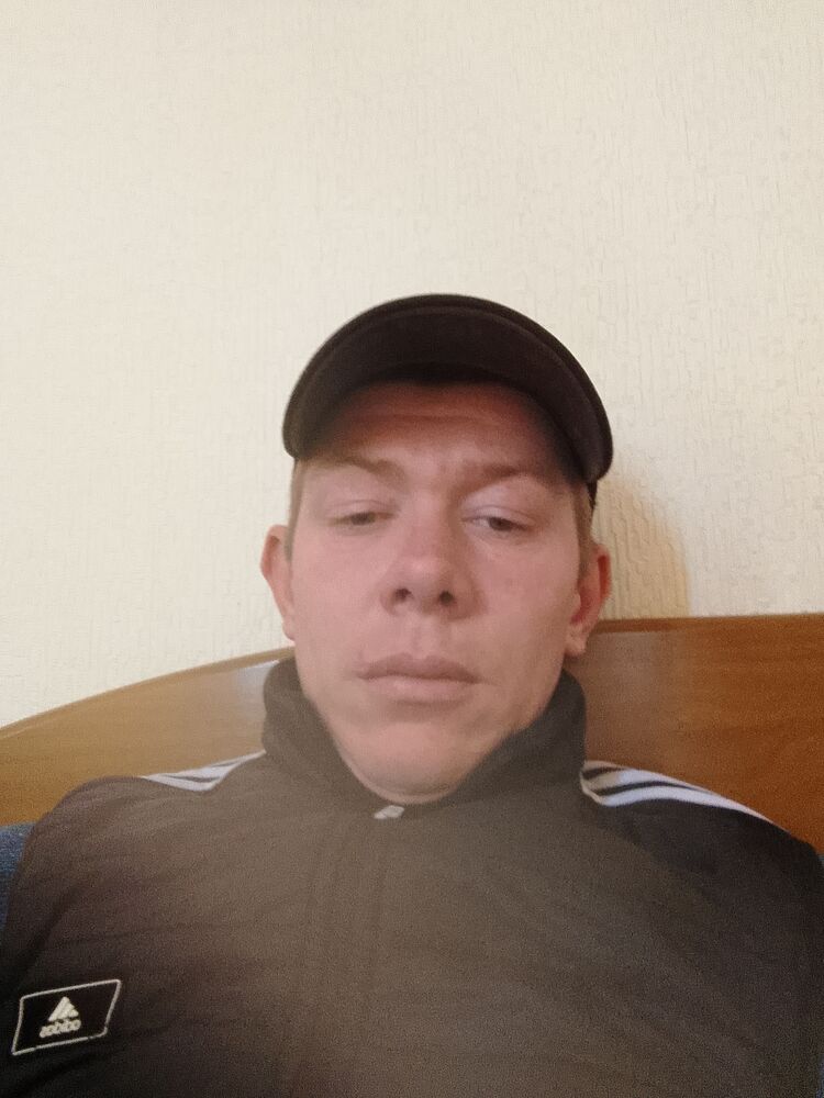  41032475  , 34 ,    