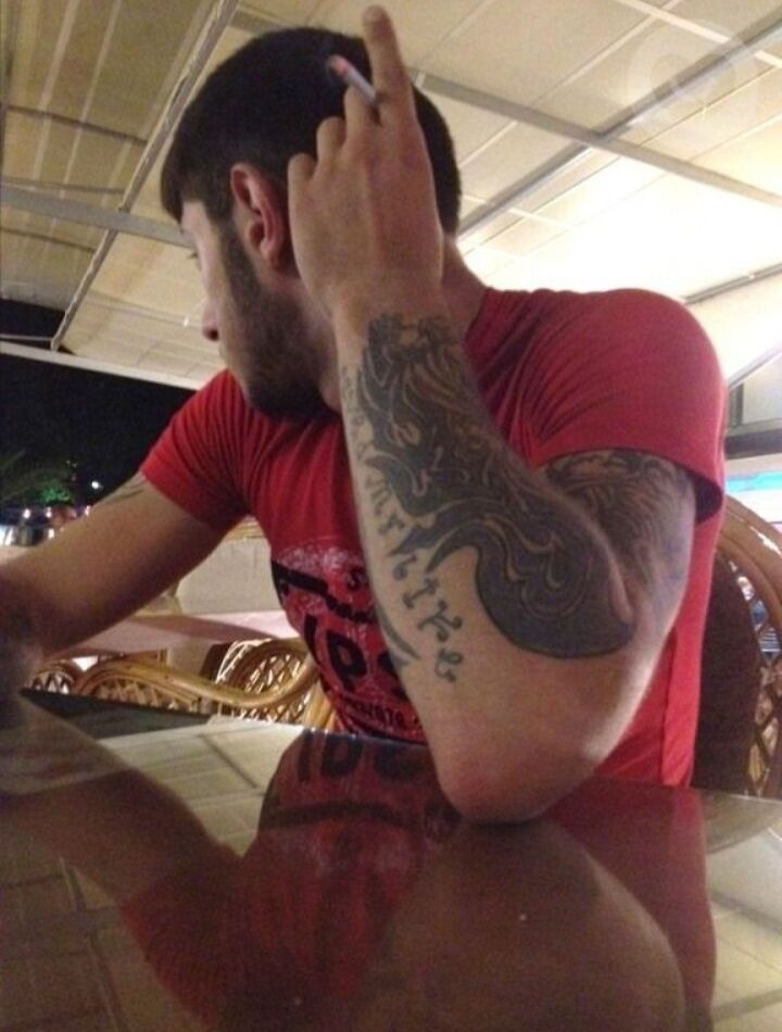  ,   Lion, 33 ,   ,   