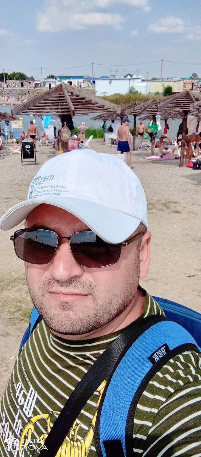  31005625  David, 43 ,    
