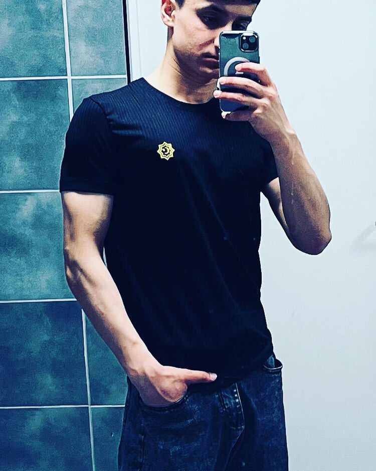 48286345  , 20 ,    