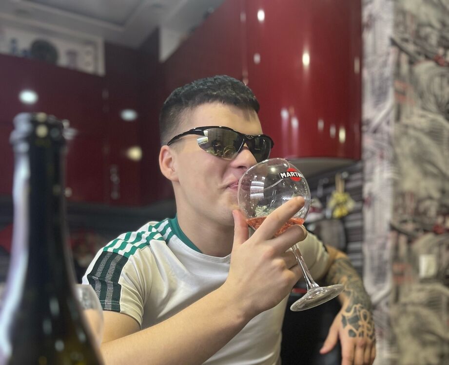  ,   , 19 ,   c 