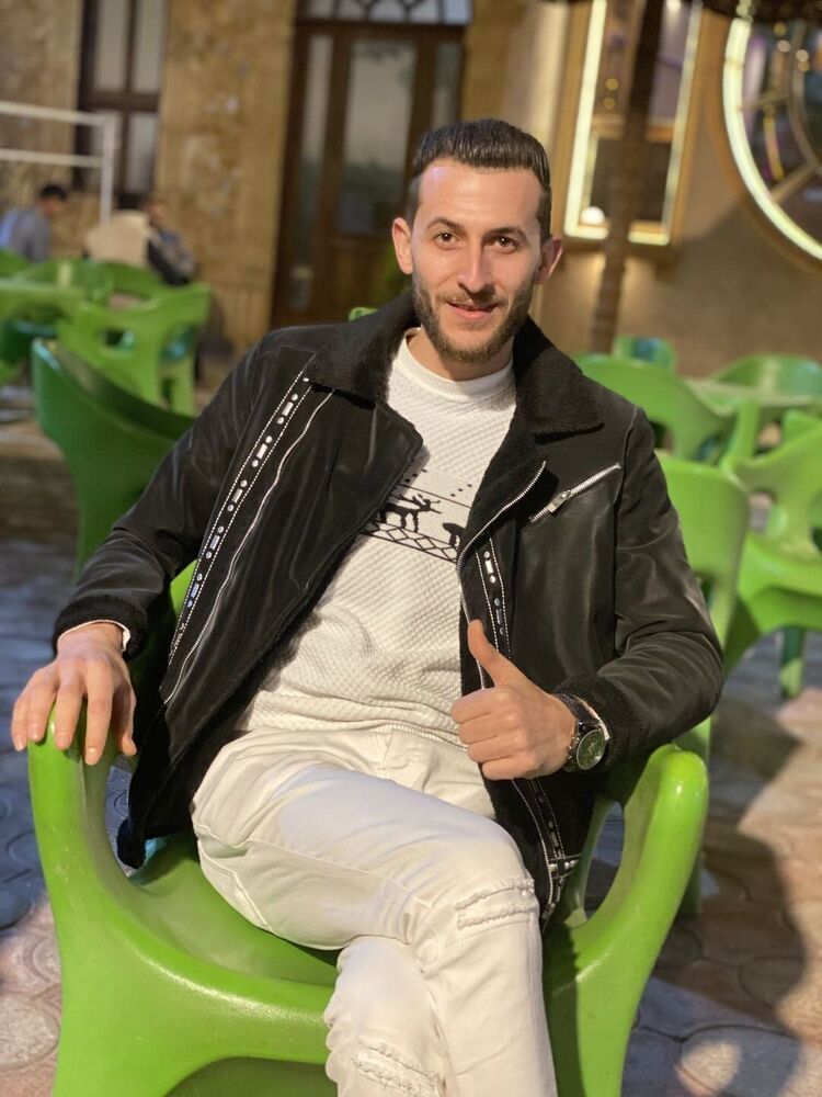  44635985  Mahmoud, 27 ,    