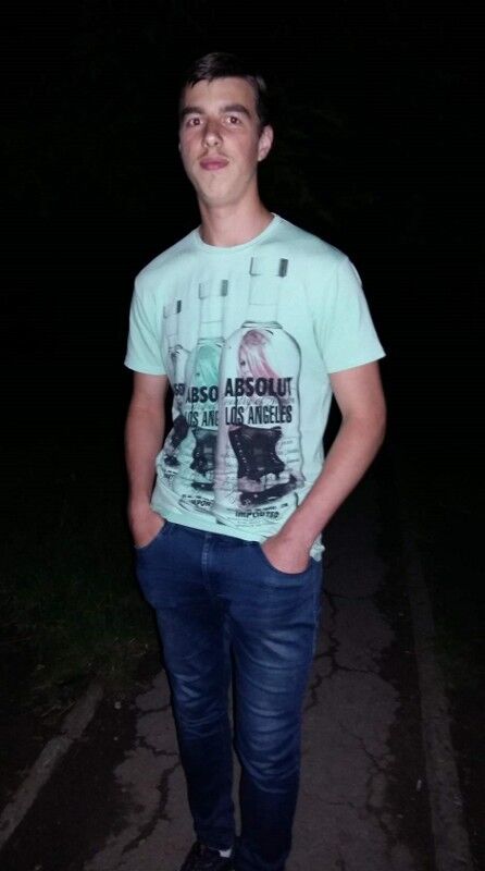  7991585  Ilie, 29 ,    