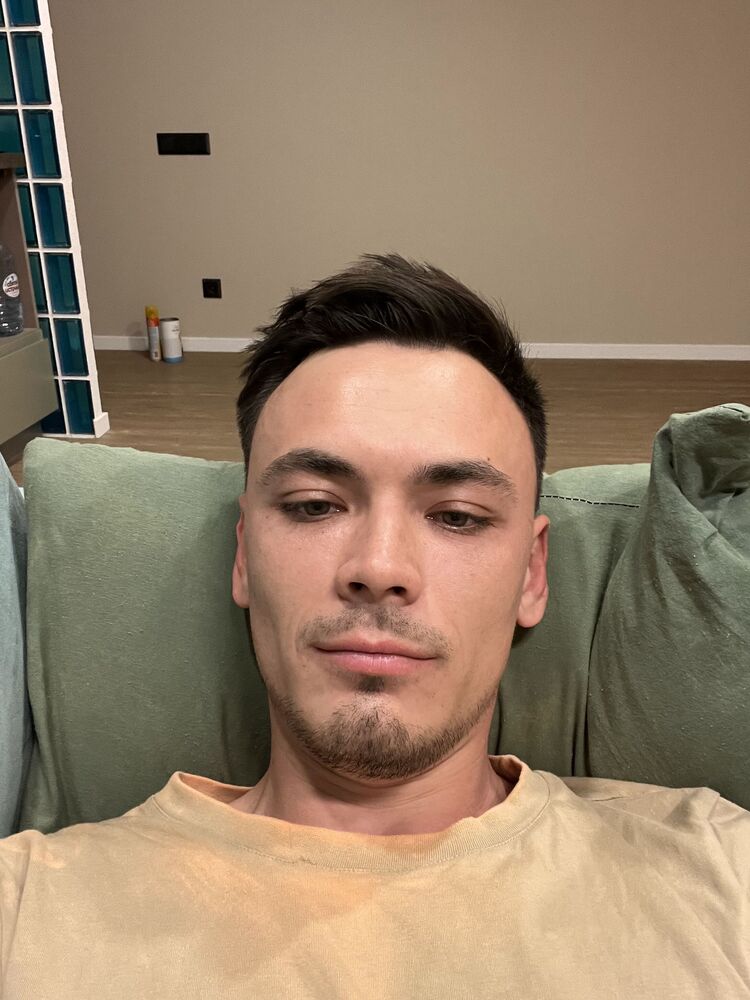 ���� 30487485 ������� Leo, 30 ���, ���� ���������� � �����