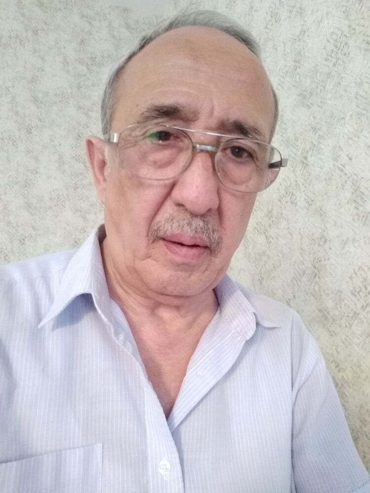  24088055  , 70 ,    